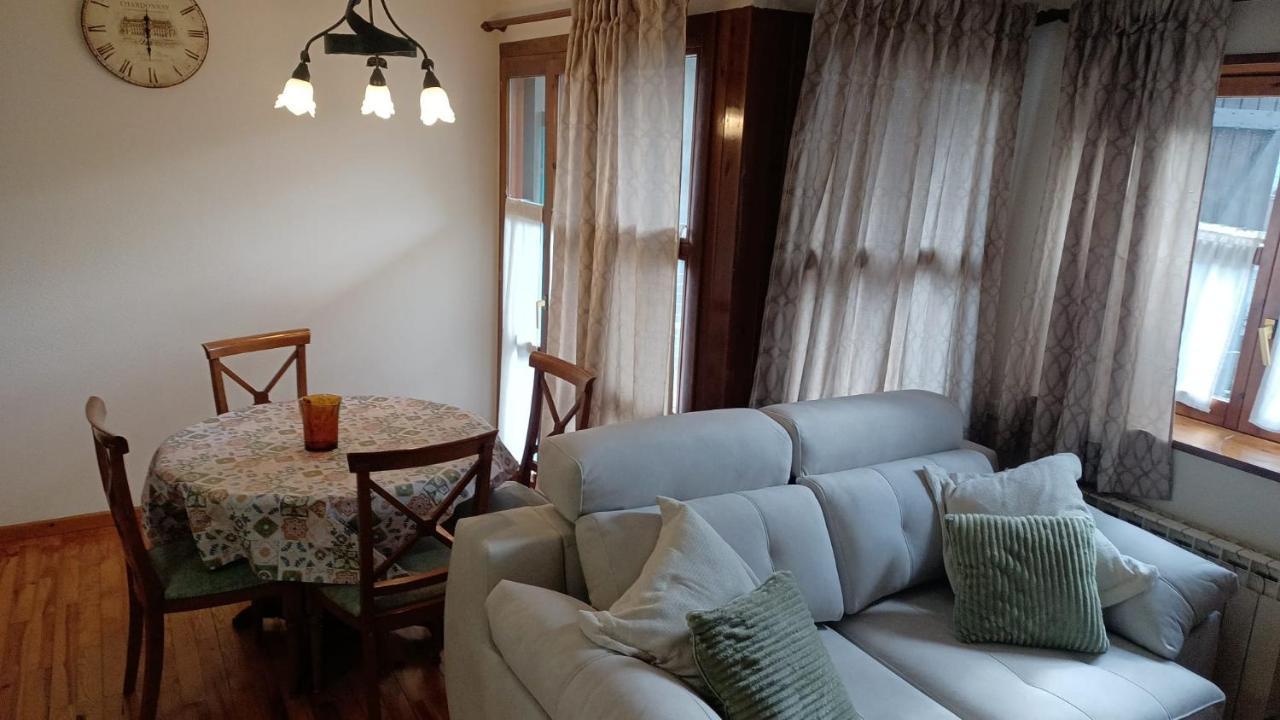 Appartamento Pyros De Benas Benasque Esterno foto